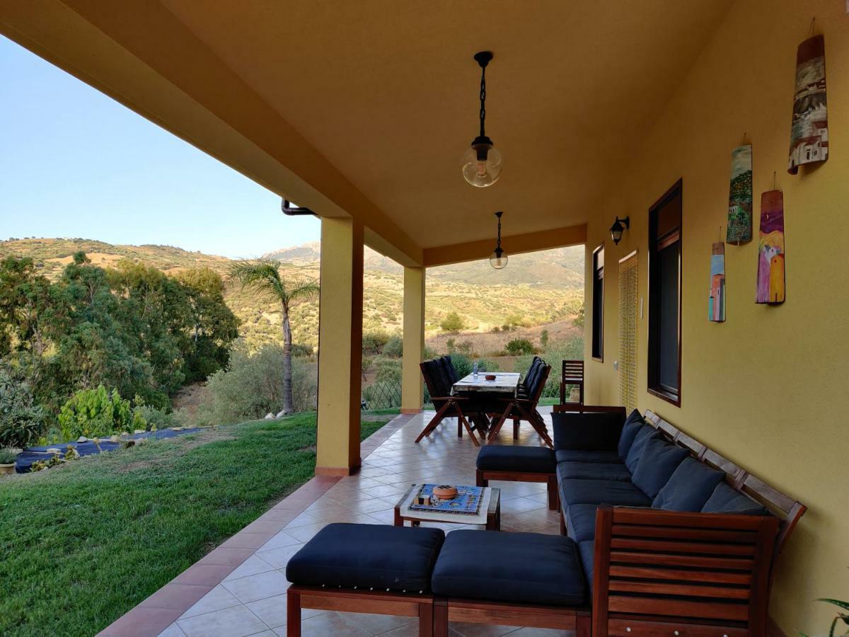 Casa Pizzido Near Cefalu Collesano 外观 照片